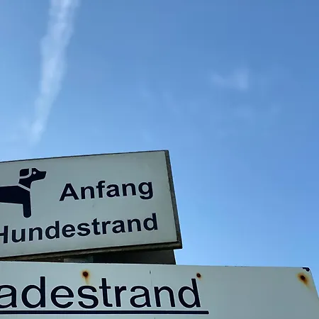 Nyaraló To Huus Bi De Tine Husum