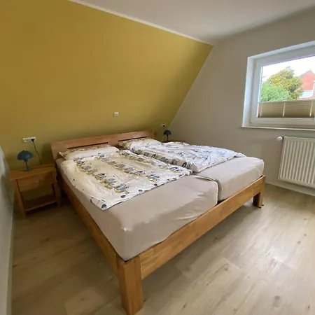 To Huus Bi De Tine Husum