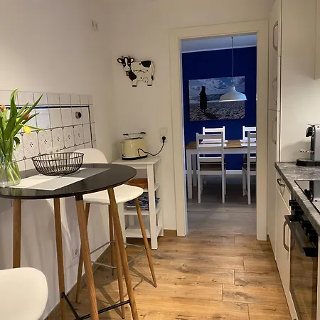 Nyaraló To Huus Bi De Tine *