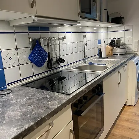 To Huus Bi De Tine Nyaraló *