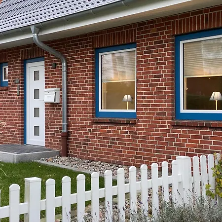 To Huus Bi De Tine Nyaraló Husum